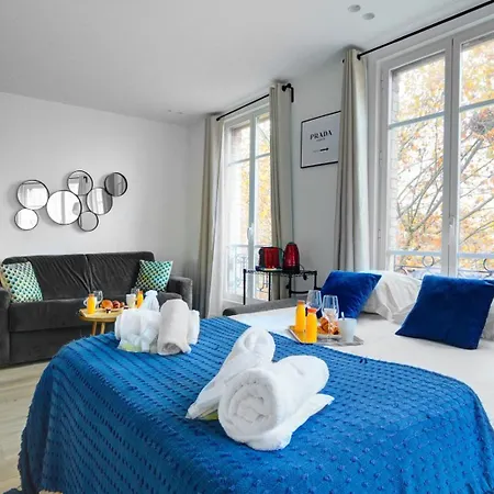 153 Mylene - Superbe A Apartment Paris